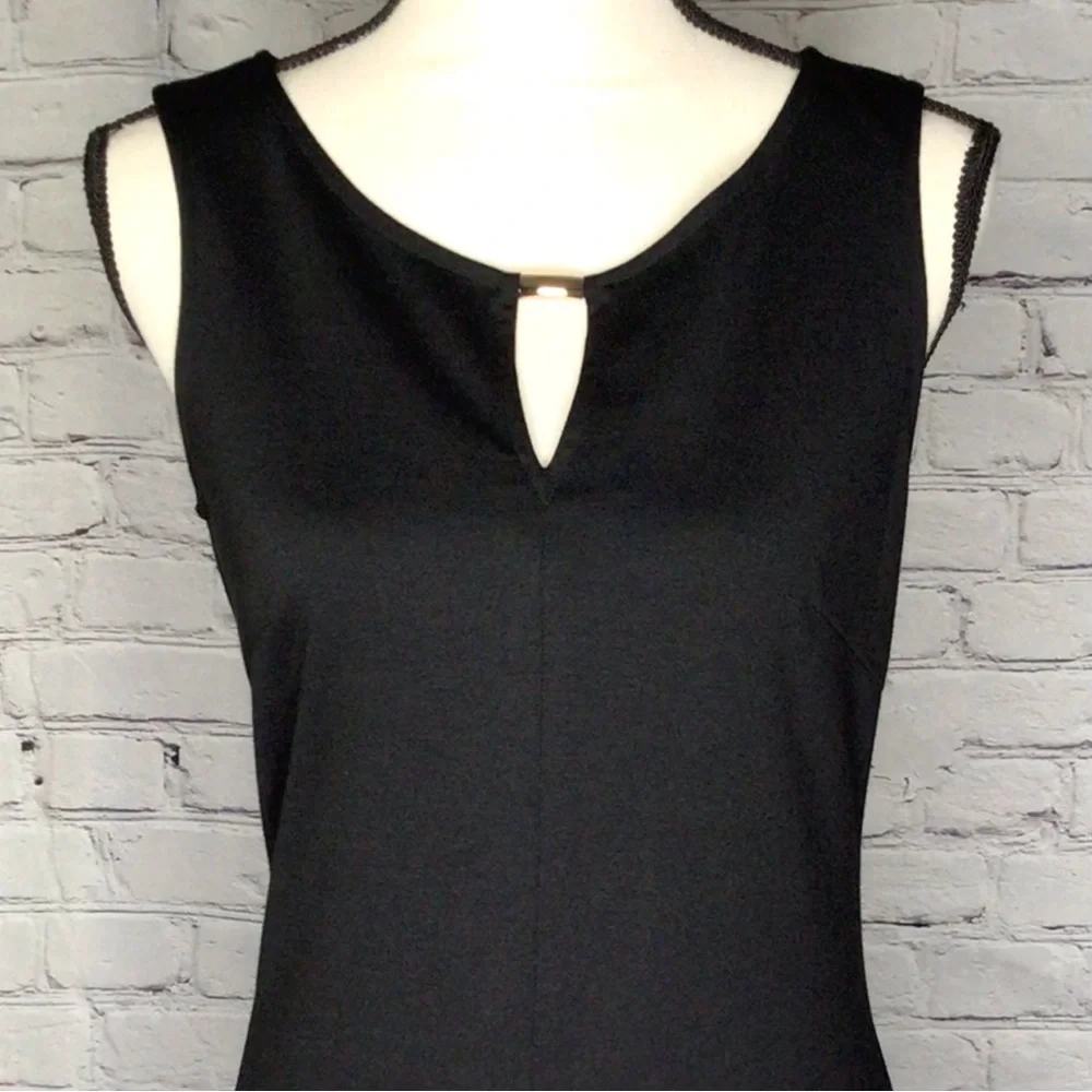 Banana Republic Factory Black Sleeveless Body Contour Dress Front Keyhole 2 NWT
